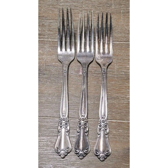 WM A Rogers Sectional Oneida LTD Silverplate VALLEY ROSE 3 Forks VTG - Picture 1 of 2